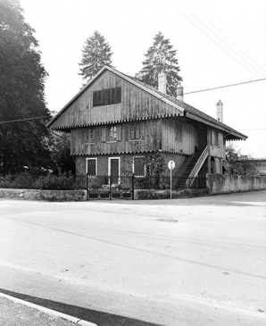Vue d'ensemble depuis la rue. © Région Bourgogne-Franche-Comté, Inventaire du patrimoine