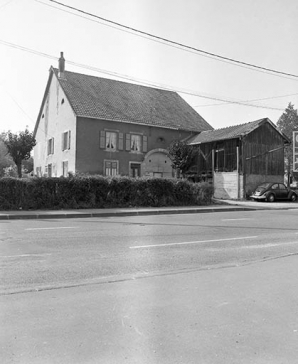 Façade antérieure et élévation du logis. © Région Bourgogne-Franche-Comté, Inventaire du patrimoine