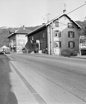 Façade antérieure, vue de trois quarts droit. © Région Bourgogne-Franche-Comté, Inventaire du patrimoine