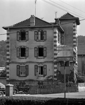 Façade latérale gauche. © Région Bourgogne-Franche-Comté, Inventaire du patrimoine