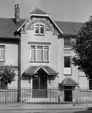 Façade antérieure ; détail de l'élévation. © Région Bourgogne-Franche-Comté, Inventaire du patrimoine