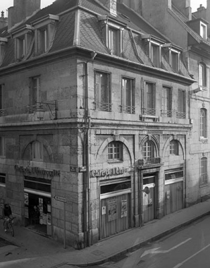 Vue de trois quart droit. © Région Bourgogne-Franche-Comté, Inventaire du patrimoine