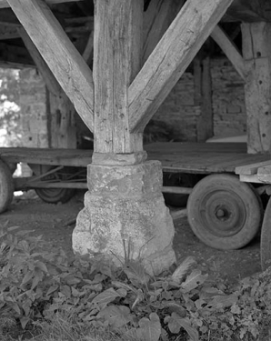 Détail d'un pilier. © Région Bourgogne-Franche-Comté, Inventaire du patrimoine