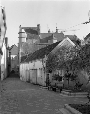 Façade postérieure depuis la rue de l'Abreuvoir. © Région Bourgogne-Franche-Comté, Inventaire du patrimoine