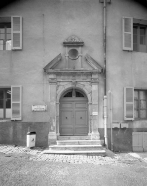 Portail d'entrée : de face. © Région Bourgogne-Franche-Comté, Inventaire du patrimoine