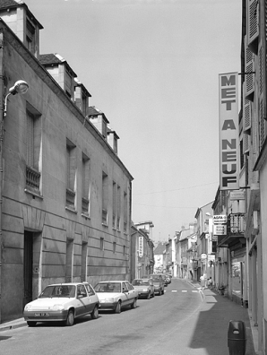 Façade antérieure de trois quarts gauche. © Région Bourgogne-Franche-Comté, Inventaire du patrimoine