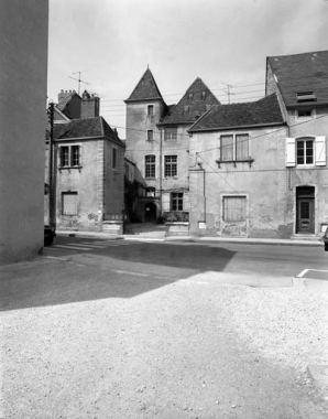 Vue d'ensemble depuis la rue. © Région Bourgogne-Franche-Comté, Inventaire du patrimoine