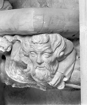 Grande console orientale : détail, tête à l'angle droit de la console orientale. © Région Bourgogne-Franche-Comté, Inventaire du patrimoine