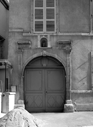 Détail du portail d'entrée. © Région Bourgogne-Franche-Comté, Inventaire du patrimoine