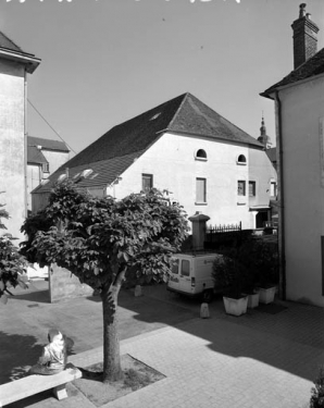 Vue des parties commerciales à gauche de la maison. © Région Bourgogne-Franche-Comté, Inventaire du patrimoine