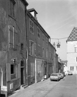 Façade antérieure, de trois quarts gauche. © Région Bourgogne-Franche-Comté, Inventaire du patrimoine
