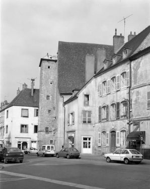 Vue d'ensemble, de trois quarts droit. © Région Bourgogne-Franche-Comté, Inventaire du patrimoine