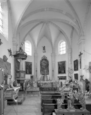 Chapelle : intérieur, nef et choeur. © Région Bourgogne-Franche-Comté, Inventaire du patrimoine