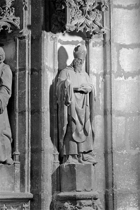 Saint Eloi : de trois quarts gauche. © Région Bourgogne-Franche-Comté, Inventaire du patrimoine