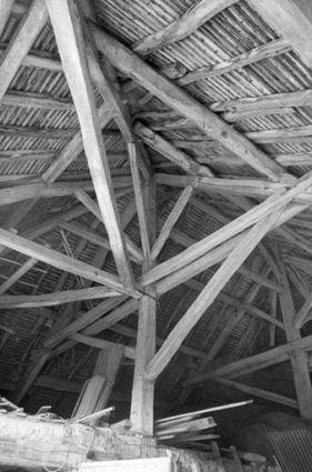 Charpente de la dépendance. © Région Bourgogne-Franche-Comté, Inventaire du patrimoine
