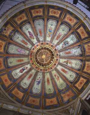 Intérieur : plafond de la salle de spectacle. © Région Bourgogne-Franche-Comté, Inventaire du patrimoine