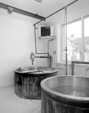 Chaudières et tranche-caillé manuel. © Région Bourgogne-Franche-Comté, Inventaire du patrimoine