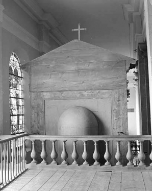 Partie supérieure du revers du retable sud. © Région Bourgogne-Franche-Comté, Inventaire du patrimoine