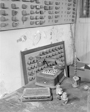 Vue d'ensemble du poste de bureau. © Région Bourgogne-Franche-Comté, Inventaire du patrimoine