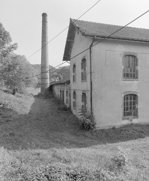 Façade antérieure de l'usine depuis l'ouest. © Région Bourgogne-Franche-Comté, Inventaire du patrimoine