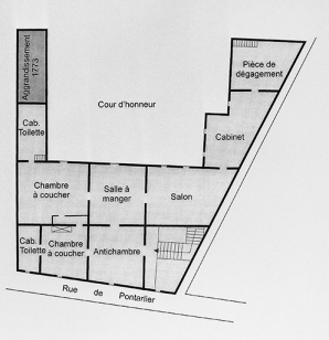 Croquis restituant la distribution intérieure du premier étage au XVIIIe siècle, par Céréza, André (dessinateur). © Région Bourgogne-Franche-Comté, Inventaire du patrimoine