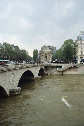 Extrémité rive gauche, depuis l'aval. © Région Bourgogne-Franche-Comté, Inventaire du patrimoine