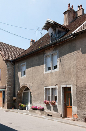 Ferme au 10 Grande Rue (2010 AL 46) : façade antérieure. © Région Bourgogne-Franche-Comté, Inventaire du patrimoine