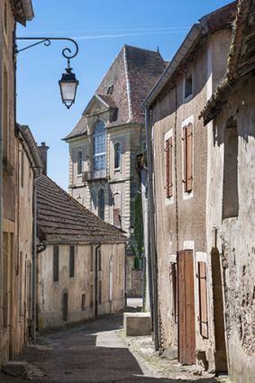 Maisons, rue d'Enfer (en direction de la rue de l'Official). © Région Bourgogne-Franche-Comté, Inventaire du patrimoine Maisons, rue d'Enfer (en direction de la rue de l'Official). © Région Bourgogne-Franche-Comté, Inventaire du patrimoine
