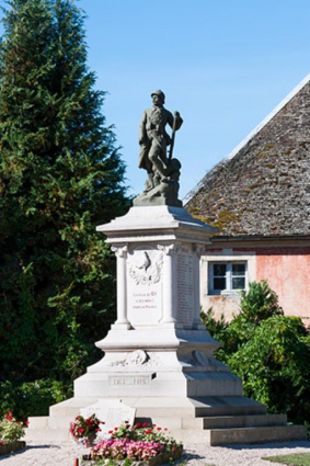 Vue générale © Région Bourgogne-Franche-Comté, Inventaire du patrimoine Vue générale © Région Bourgogne-Franche-Comté, Inventaire du patrimoine