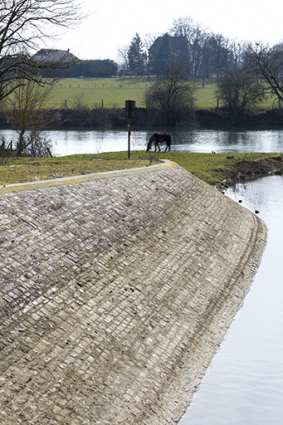 Perré aval. © Région Bourgogne-Franche-Comté, Inventaire du patrimoine