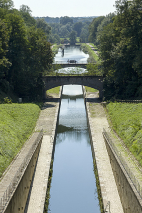 Vue aval, en direcion de l'écluse. © Région Bourgogne-Franche-Comté, Inventaire du patrimoine