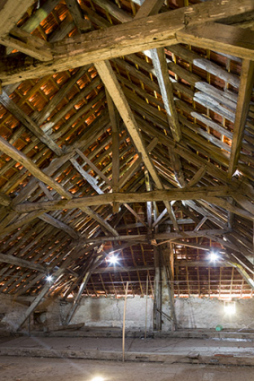 Vue intérieure de la charpente de toit. © Région Bourgogne-Franche-Comté, Inventaire du patrimoine