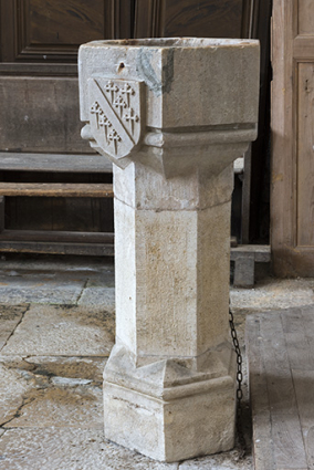 Vue générale du bénitier. © Région Bourgogne-Franche-Comté, Inventaire du patrimoine