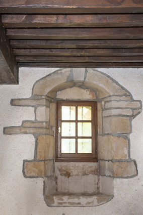 Détail d'une fenêtre, ancienne cure. © Région Bourgogne-Franche-Comté, Inventaire du patrimoine