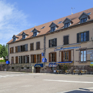 Façade sur la rue de Grammont. © Région Bourgogne-Franche-Comté, Inventaire du patrimoine