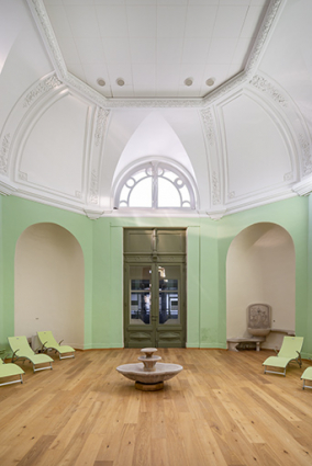 Salle de repos (ancienne salle d'attente). © Région Bourgogne-Franche-Comté, Inventaire du patrimoine