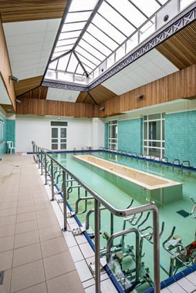 Bassin, à l'emplacement de l'ancienne piscine des Dames. © Région Bourgogne-Franche-Comté, Inventaire du patrimoine