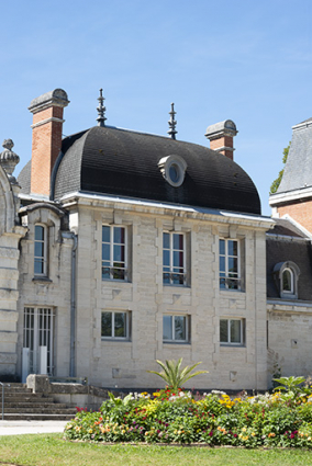 Façade principale, pavillon occidental. © Région Bourgogne-Franche-Comté, Inventaire du patrimoine