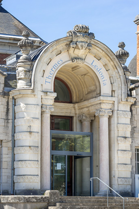 Façade principale, portail. © Région Bourgogne-Franche-Comté, Inventaire du patrimoine
