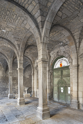 Parvis de la chapelle et travées du voûtement. © Région Bourgogne-Franche-Comté, Inventaire du patrimoine