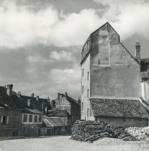 Elévation sud du bâtiment, s.d. [vers 1970]. © Région Bourgogne-Franche-Comté, Inventaire du patrimoine