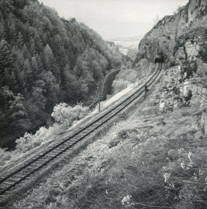 Vue perspective sur la voie ferrée, s.d. [3e quart 20e siècle]. © Région Bourgogne-Franche-Comté, Inventaire du patrimoine