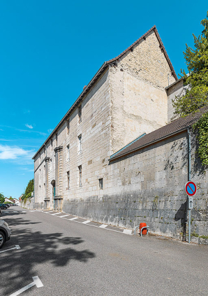 Le pavillon, vue orientale de trois quarts. © Région Bourgogne-Franche-Comté, Inventaire du patrimoine