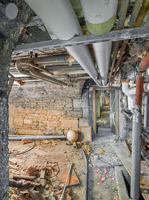 La galerie desservant les casemates du front bastionné, niveau inférieur. © Région Bourgogne-Franche-Comté, Inventaire du patrimoine