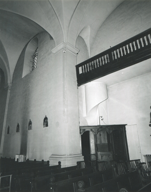 Mur est de l'église et tribune du transept, 1997. © Région Bourgogne-Franche-Comté, Inventaire du patrimoine Mur est de l'église et tribune du transept, 1997. © Région Bourgogne-Franche-Comté, Inventaire du patrimoine