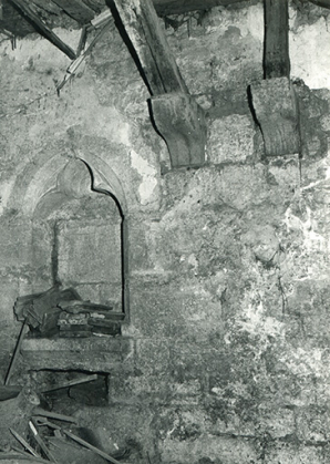 Chapelle. Lavabo, 1990. © Archives municipales, Besançon Chapelle. Lavabo, 1990. © Archives municipales, Besançon