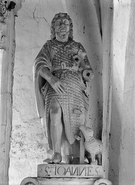 statue © Michel Thierry / Région Bourgogne-Franche-Comté, Inventaire du patrimoine - 1974