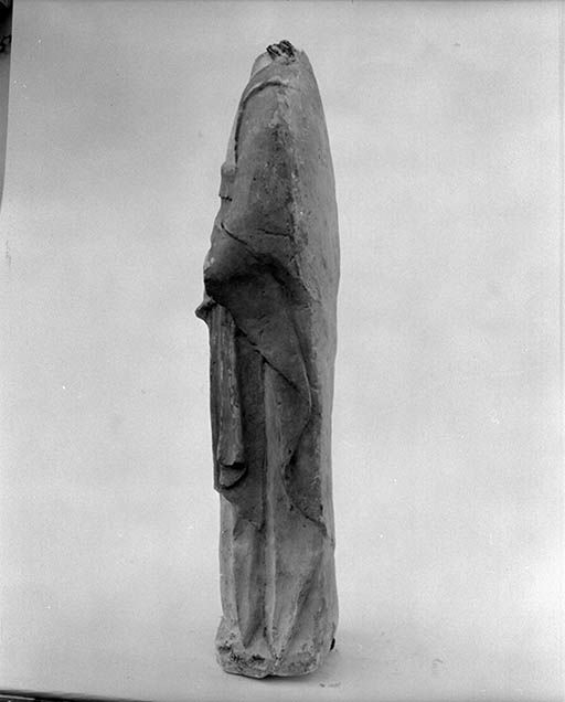 statue © Michel Thierry / Région Bourgogne-Franche-Comté, Inventaire du patrimoine - 1974