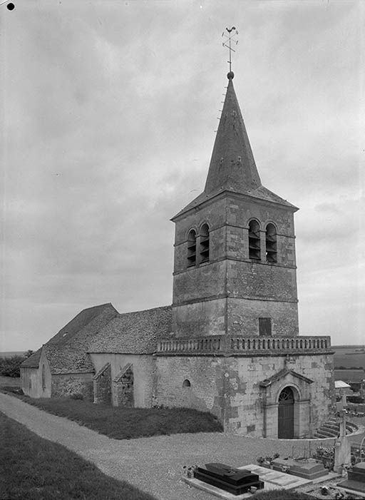  église © Michel Thierry / Région Bourgogne-Franche-Comté, Inventaire du patrimoine - 1974