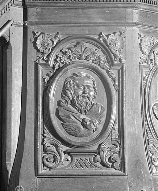 chaire à prêcher © Michel Thierry / Région Bourgogne-Franche-Comté, Inventaire du patrimoine - 1974 chaire à prêcher © Michel Thierry / Région Bourgogne-Franche-Comté, Inventaire du patrimoine - 1974